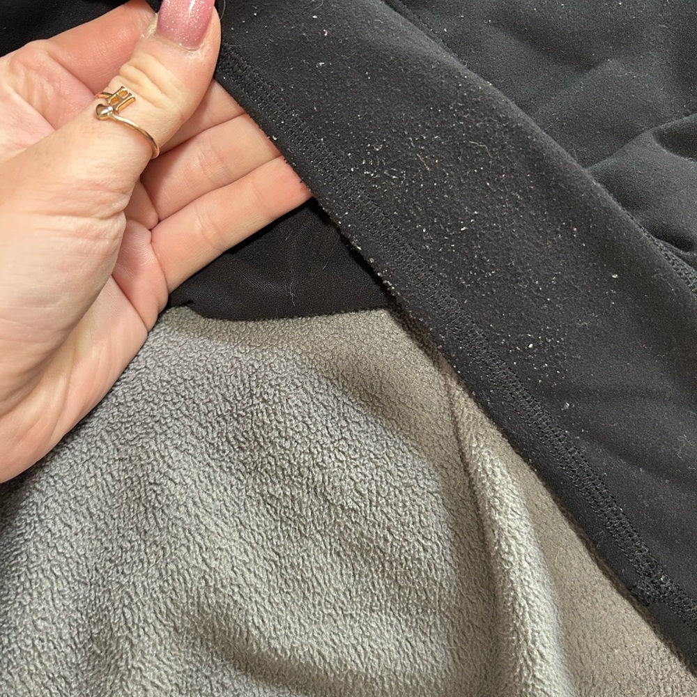 Lululemon Black Align Joggers in Size 10 - Picture 9 of 10